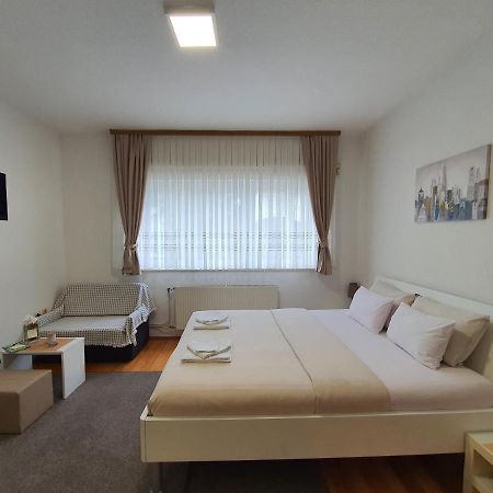Studio Apartman 11 Бихач Экстерьер фото